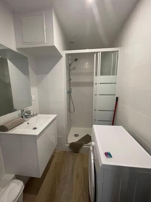 Studio Cosy Rue Alexander Taylor, Wifi, 2 Pers بو المظهر الخارجي الصورة