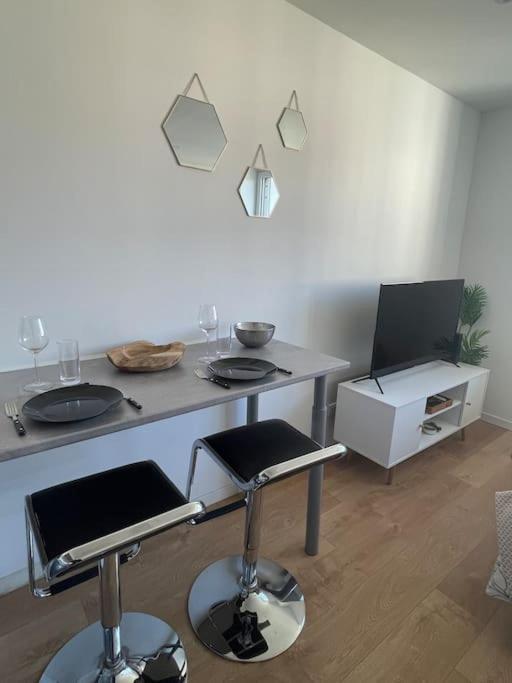 Studio Cosy Rue Alexander Taylor, Wifi, 2 Pers بو المظهر الخارجي الصورة