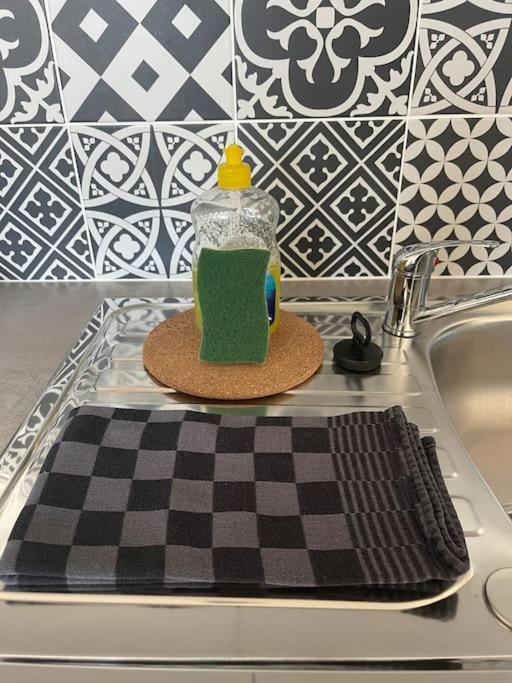Studio Cosy Rue Alexander Taylor, Wifi, 2 Pers بو المظهر الخارجي الصورة
