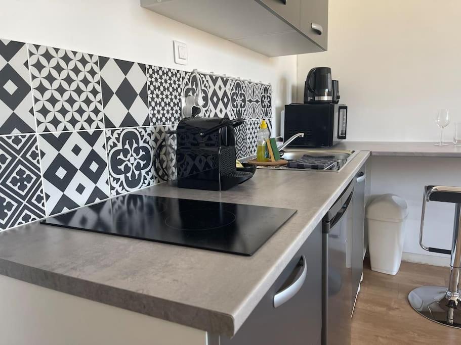 Studio Cosy Rue Alexander Taylor, Wifi, 2 Pers بو المظهر الخارجي الصورة
